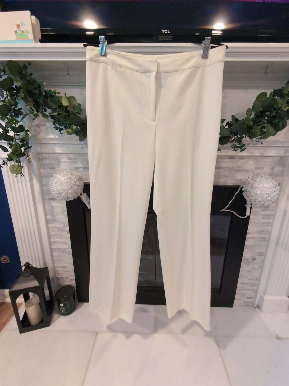Axcess A Liz Claiborne Company Women's Stretch White Straight Leg Trousers 12